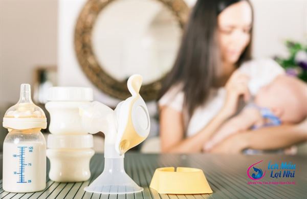 Mỗi lần sữa mẹ về được bao nhiêu ml?