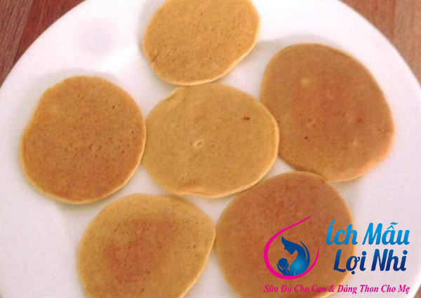 Bánh pancake từ sữa mẹ